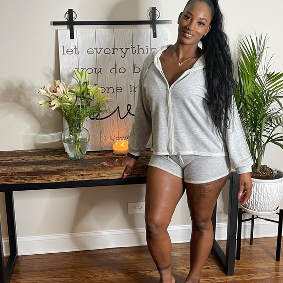 Grey Hooded Two Piece Set— size small - Picture 2 of 5